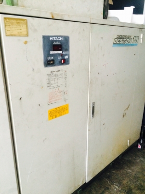 ปั้มลมมือสองแบบลูกสูบ hitachi bebicon15 oilfree 15แรงม้า