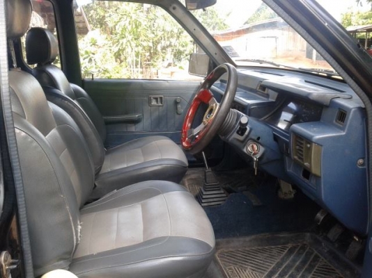 ขายแอโร่บอดี ไซโคลน L200 เครื่องดีเซล 2500 ซีซี