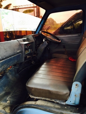 Isuzu  npr 130 hp  รถมือหนึ่งออกห้างคะ คุณเคฮิน จ.ลำพูล มัดจำกลางอากาสแล้วคะ