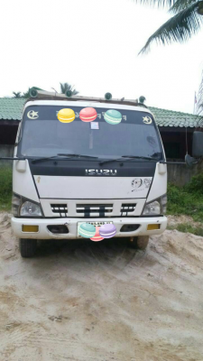 ขายรถบรรทุก 6 ล้อดัมพ์ ISUZU NQR 175 แรงม้าปี 2549 ราคา 650000