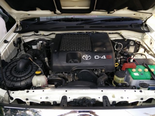 2010 TOYOTA HILUX VIGO 2.5E(รุ่นรองTOP)VNturbo SMARTCAB สีขาวสะอาด เกียร์ธรรมดา