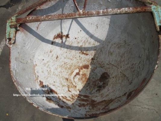 FROM JAPAN CONCRETE HOPPER KAMAHARA ถังใส่คอนกรีต ความจุ &asymp;0.4 คิว ราคาเพียง 15,500 บาท สนใจติดต่อ 0819337688