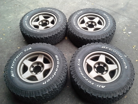 Max + BF All 265/70/16 ปี12 สภาพสวยๆ 1ชุด