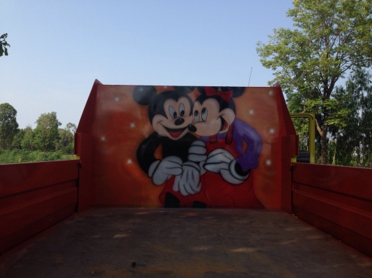 ต้องการขายรถดั้มอีชุชุ 195 แรง สภาพสวยไม่มีที่ติรับรองได้ ไม่มีเล่ม