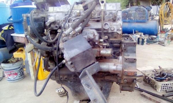 เครื่องรถแบ๊คโฮ SH75U 4M40