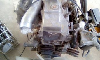 เครื่องรถแบ๊คโฮ SH75U 4M40 เครื่องรถแบ๊คโฮ SH75U 4M40