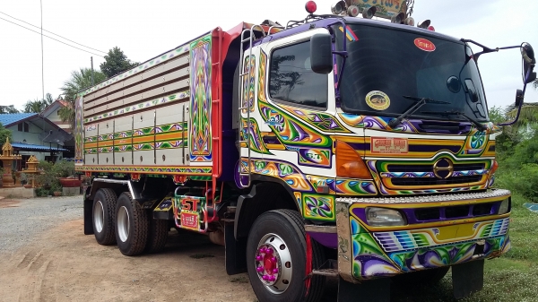 ขายเมก้า 320 ดั๊มสองเพลา ปี 48  สวย ๆ ครับ  สนใจ 0817368589