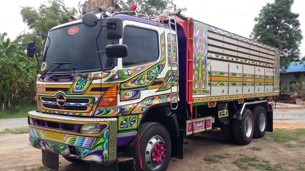 ขายเมก้า 320 ดั๊มสองเพลา ปี 48  สวย ๆ ครับ  สนใจ 0817368589