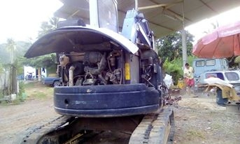 รถแบ๊คโฮ MM30UR เก่านอก 500 ชั่วโมง รถแบ๊คโฮ MM30UR เก่านอก 500 ชั่วโมง