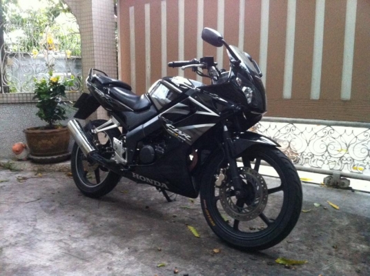 ขออนุญาติขาย HONDA CBR 150 รถปี 53 วิ่งน้อย 13,xxx สตา์ร์ทมือ โอนฟรี