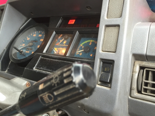 FC2Wปี40ยาว5.5มแอร์เย็น6เกียร์