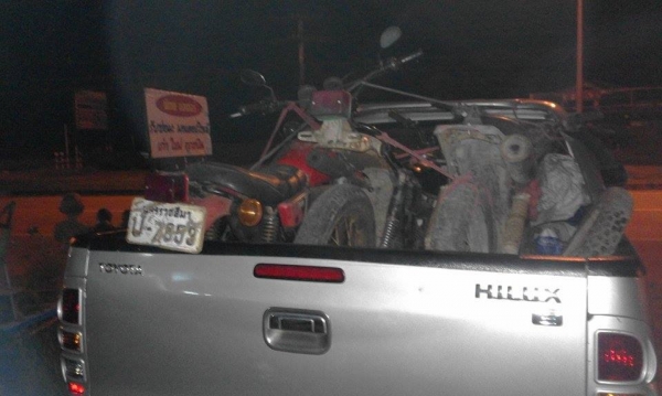 ขาย Dt100 เครื่องทำใหม่ ระะบบไฟติดทั้งคัน สตร์าทติดง่าย