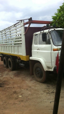 ขายสิบล้อดั้มเพลาเดียว เครื่อง175แรง เบรดทิฟฟี่ สภาพพร้อมใช้ คัชชีของหัวยาว