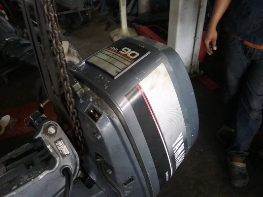 เครื่องเรือ yamaha 90hp สองจังหวะ