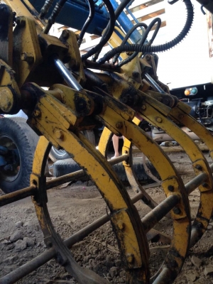 "มาแล้วครับ ของดีราคาถูก" เครื่องคีบอ้อย กลกิจ บ้านโป่ง (ขายคีบอย่างเดียวครับ)