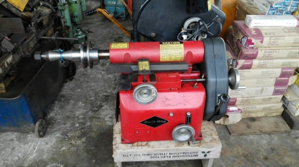 ****** ขายแล้วครับ!! ***** เครื่องเจียรดรัมเบรค Kwik-Way Made in USA. ไฟบ้าน 089-2499-123 นครปฐม