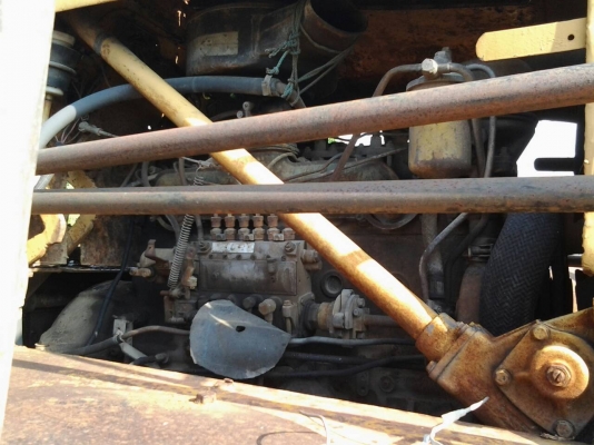 ต้องการขายรถบด11ล้อ ต้องการขายรถบด11ล้อ