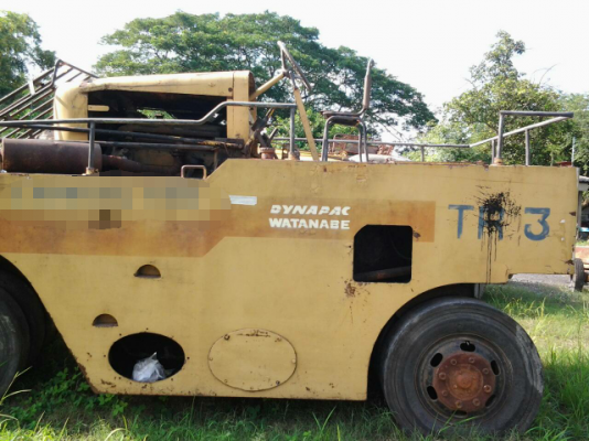 ต้องการขายรถบด11ล้อ ต้องการขายรถบด11ล้อ