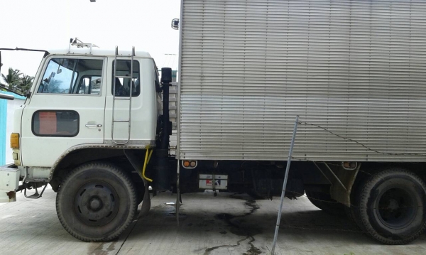 สิบล้อ ฮีโน้ F17 EH700 เพาเดียว แอร์ พาเวอร์ สภาพดีสวยพรัอมใช้งาน ทะเบียนพร้อมโอน