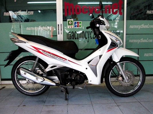 wave 125 i สีขาว พิมนิยม สต๊าทเท้า รถเดือน ธันวาคม ปี56ไมล์8 พันโล ยางใหม่ หน้าหลัง ใช้ได้อีกยาว แถม 3รายการ 31900