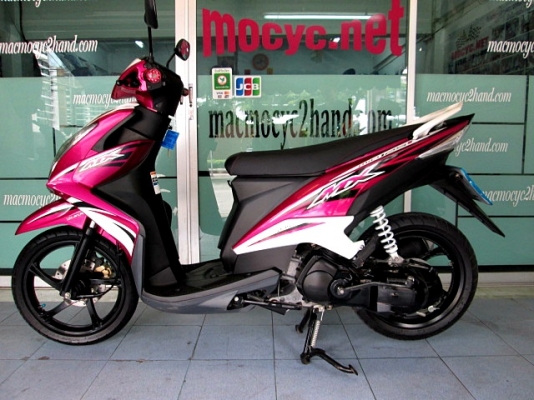 MIO 125 i สีชมพูขาว ลาย MX ตัวท๊อป ล้อแมกซ์ รถเดือน กันยายน ปี 57 ไมล์ 5 พันโล ยางอย่างหนา  แถม 3 รายการ  28900