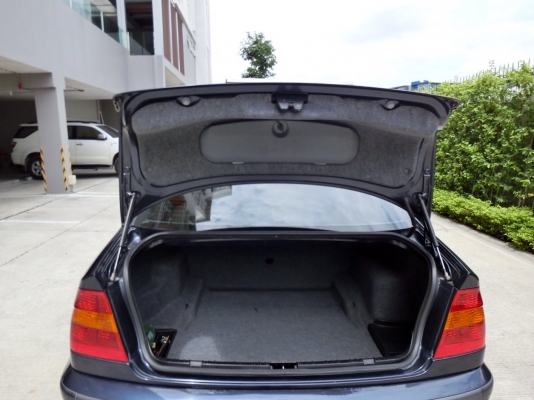Bmw e46 รถสวย มือเดียว ไมล์น้อย