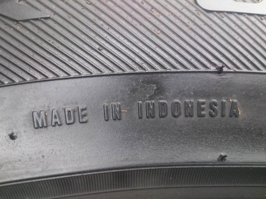 ขายยาง ACHILLES 265/50R20 ยางสัปดาห์ที่28ปี14 ดอกยางหนาสดเท่ากันสวยๆ จำนวน 1 ชุด 5800