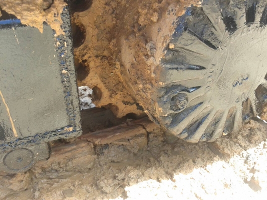 ขายรถแบคโฮ KOMATSU PC200-5 คอลโทรลสั้น ระบบไฟเต็ม เอกสารอินวอย ราคา 750000