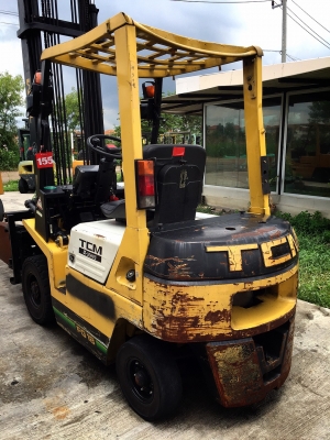 ขายรถ FORKLIFT ยี่ห้อ TCM ขนาด1.8ตัน เครื่องยนต์เบนซิล เกียร์ธรรมดา ยกได้สูง4.75เมตร พร้อม BALE CLAMP