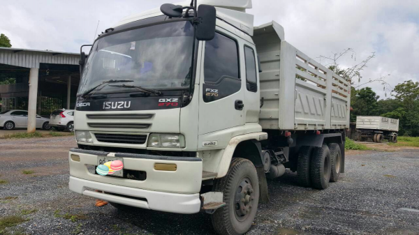 ขายรถบรรทุก 10 ล้อดัมพ์ ISUZU DECA  270 แรงม้าปี 2547 มีระบบลากพ่วง ไม่ระบุราคา
