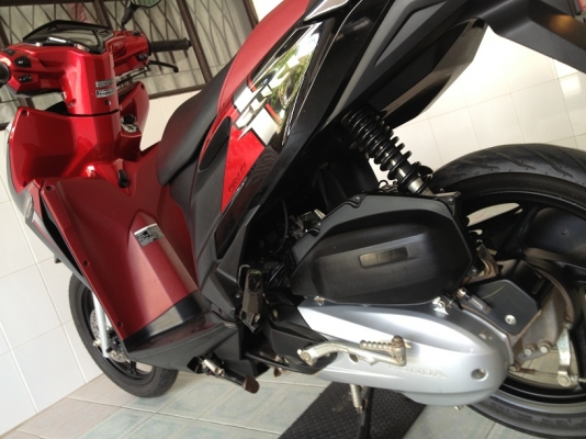 Click125i ตัวTop ล้อแม็ก โฉมใหม่ล่าสุด วิ่ง4000 ปี57 (ของแถม 4 รายการ) Click125i ตัวTop ล้อแม็ก โฉมใหม่ล่าสุด วิ่ง4000 ปี57 (ของแถม 4 รายการ)