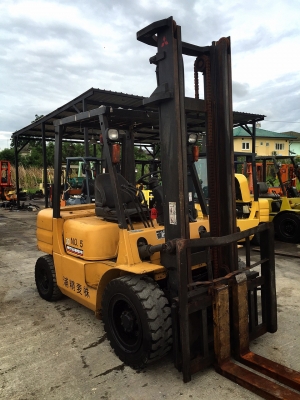 ขายรถ FORKLIFT ยี่ห้อ MITSUBISHI ขนาด3ตัน เครื่องยนต์ดีเซล เกียร์ธรรมดา ยกสุง4เมตร