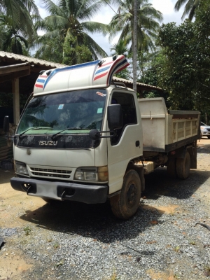 Isuzu npr