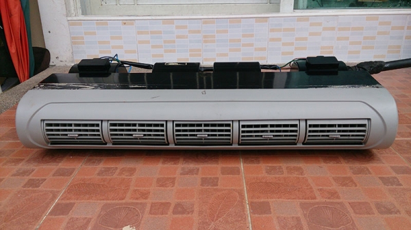 ขายตู้แอร์แขวนฟอมูล่าหน้าปรับได้แบบสี่ช่อง