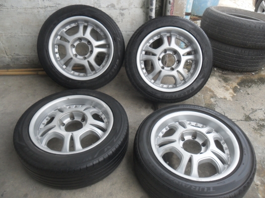 ล้อแม็ก 17นิ้ว 6รู พร้อมยาง สวยๆ 4 ล้อ ราคา 7500 บาท