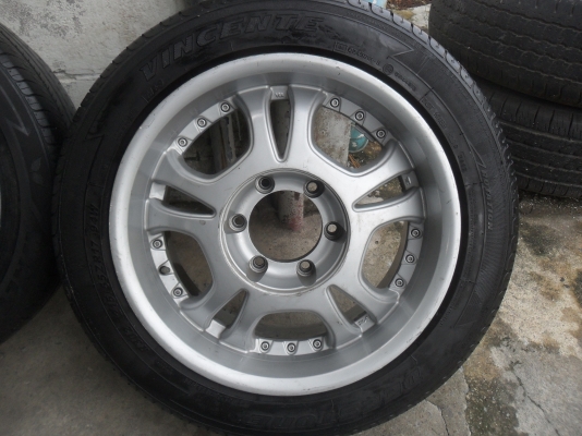 ล้อแม็ก 17นิ้ว 6รู LENSO พร้อมยาง สวยๆ 4 ล้อ ราคา 7500 บาท