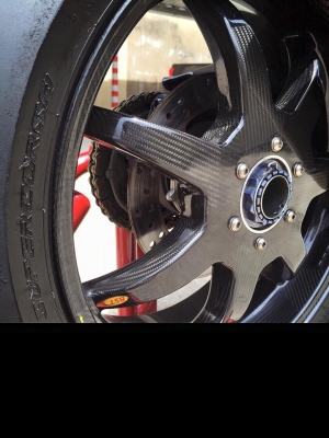 DUCATI SF1100S ทะเบียนแท้ รับแลกเทริน รถใหญ่ ส่วนต่างว่ากันไปครับ DUCATI SF1100S ทะเบียนแท้ รับแลกเทริน รถใหญ่ ส่วนต่างว่ากันไปครับ