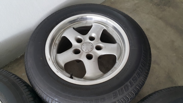 แม็กพร้อมยางขอบ15