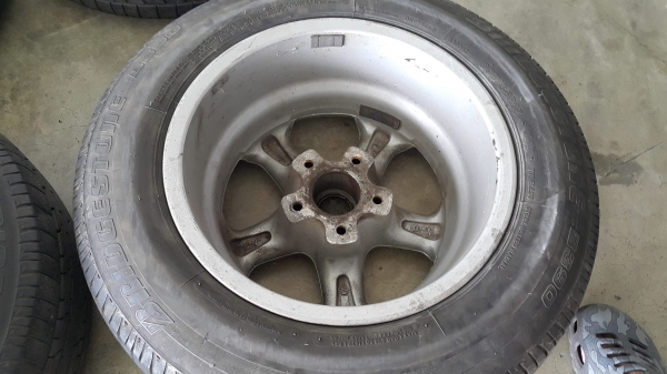 แม็กพร้อมยางขอบ15