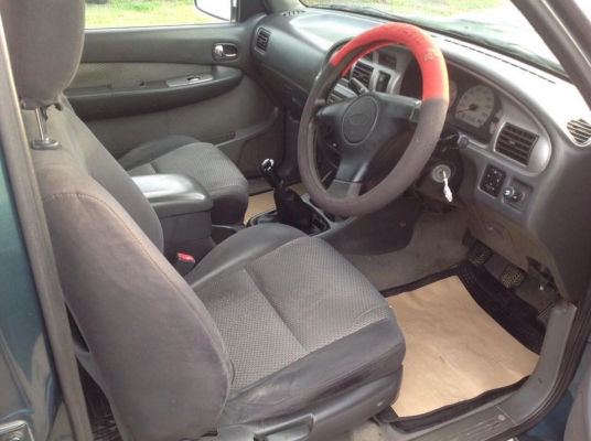 ฟอร์ดเรนเจอร์ 4ประตู. ฟอร์ดเรนเจอร์ 4ประตู.