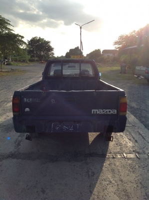 รถมาสด้า 2500 ไฟร์เตอร์.