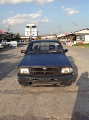 รถมาสด้า 2500 ไฟร์เตอร์.