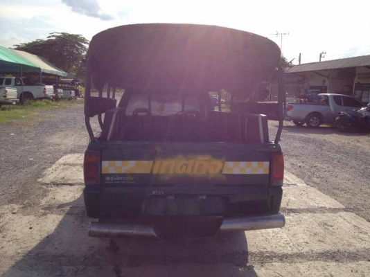 รถมาสด้า B2500 ตอนเดียว