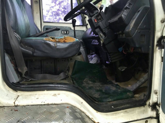 หกล้อ อีซูชุ FRR165 รถห้าง ช่วงยาว7.20 ม สภาพดีสวยเดิม พร้อมใช้งาน ทะเบียนพร้อมโอน