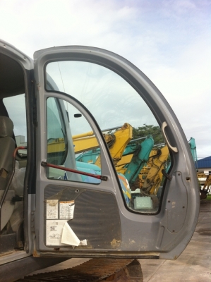 นำเข้าเครื่องจักรกลหนักมือ 2 จากต่างประเทศ Tel.098-858-5524 สามภพ ครับ นำเข้าเครื่องจักรกลหนักมือ 2 จากต่างประเทศ Tel.098-858-5524 สามภพ ครับ