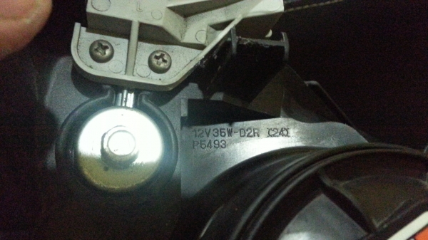 โคมไฟหน้า HID แท้ CIVIC FD สภาพสวย โคมไฟหน้า HID แท้ CIVIC FD สภาพสวย