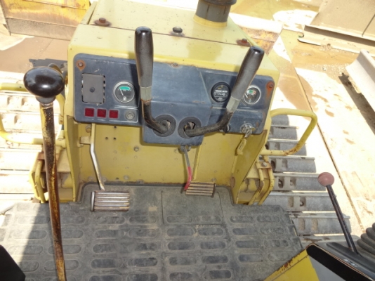 รถดัน KOMATSU D20P-7 1044ชม. ตรงจากญี่ปุ่นกำลังถึงไทยเร็วๆนี้ครับ รถดัน KOMATSU D20P-7 1044ชม. ตรงจากญี่ปุ่นกำลังถึงไทยเร็วๆนี้ครับ