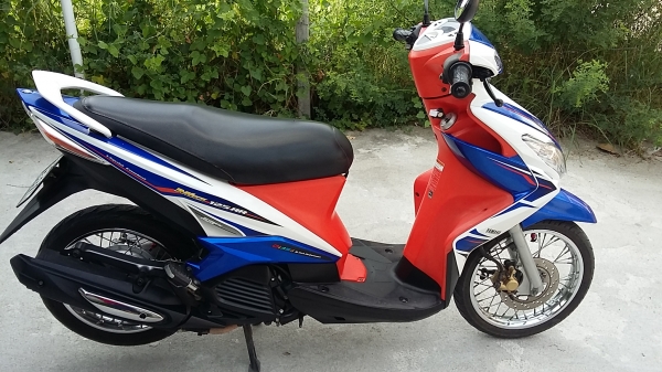 ขาย mio 125 ตัวท็อป สีแดง  รถเดิมๆ รถวิ่งใช้งานปกติ ทะเบียนไม่ขาดต่อ เล่ม พรบ.พร้อมชุดโอนลอย ดูรถได้ที่ ถนนสรงประภา ดอนเมือง กรุงเทพฯ ราคา 16500ต่อรองได้ครับ เบอ 0891123302 line progress7109 โทนัดล่วงหน้านะครับเพราะทำงาน