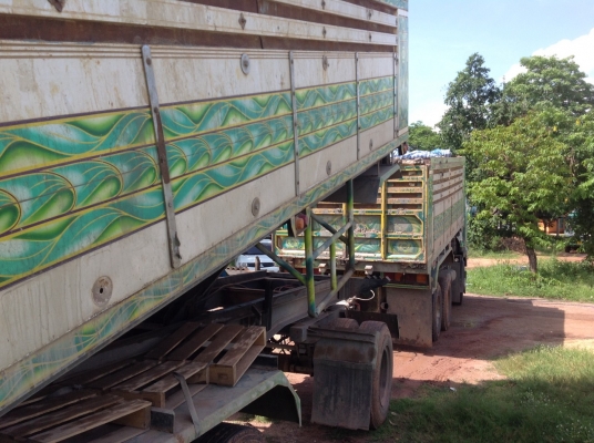 Isuzu รถพ่วงปี 2556