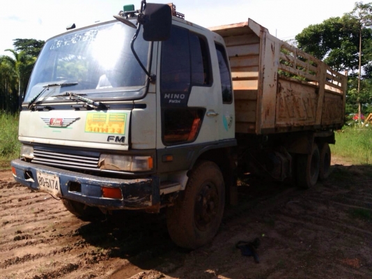 ขายด่วน. รถสิบล้อสองเพลาดั้มพ์.  Hino. Fm 3h. 195
